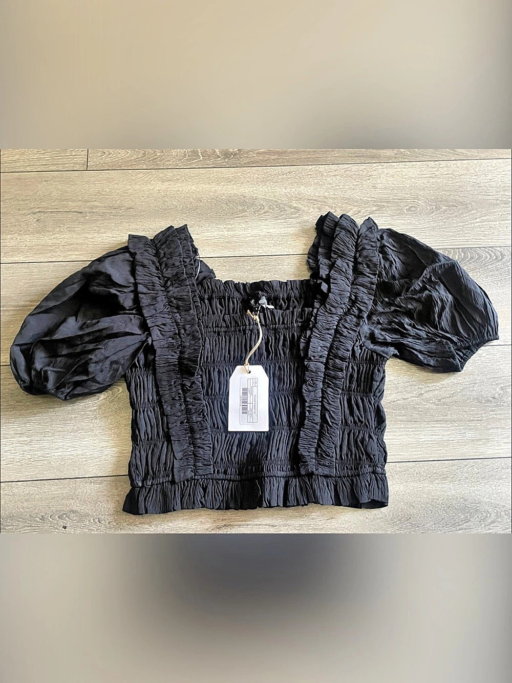 Free the Roses Smocked Cropped Top Smocked Puff Sleeve Black Size Small NWT